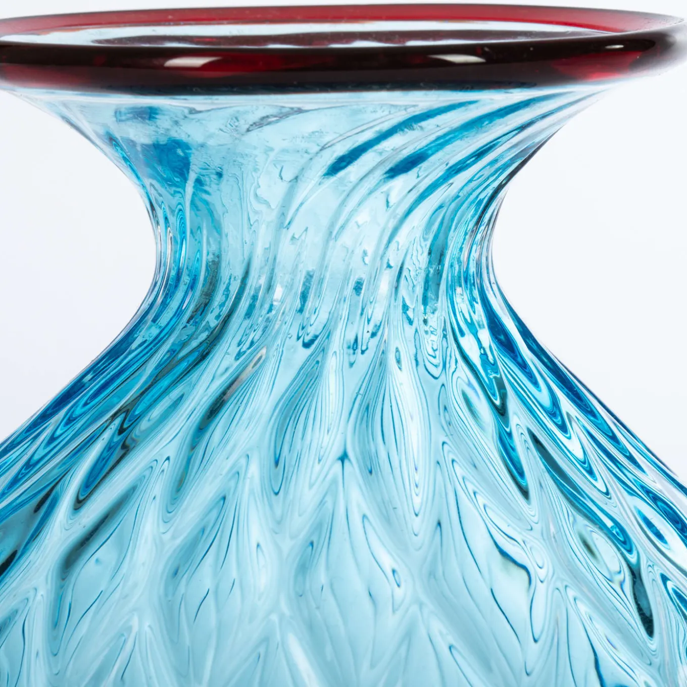 1950 Grande vaso Balloton azzurro con bordo bordeaux