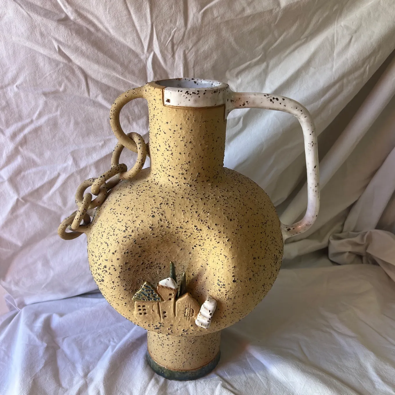 Anfora Origine Interiore della Collezione Micromondo in Ceramica