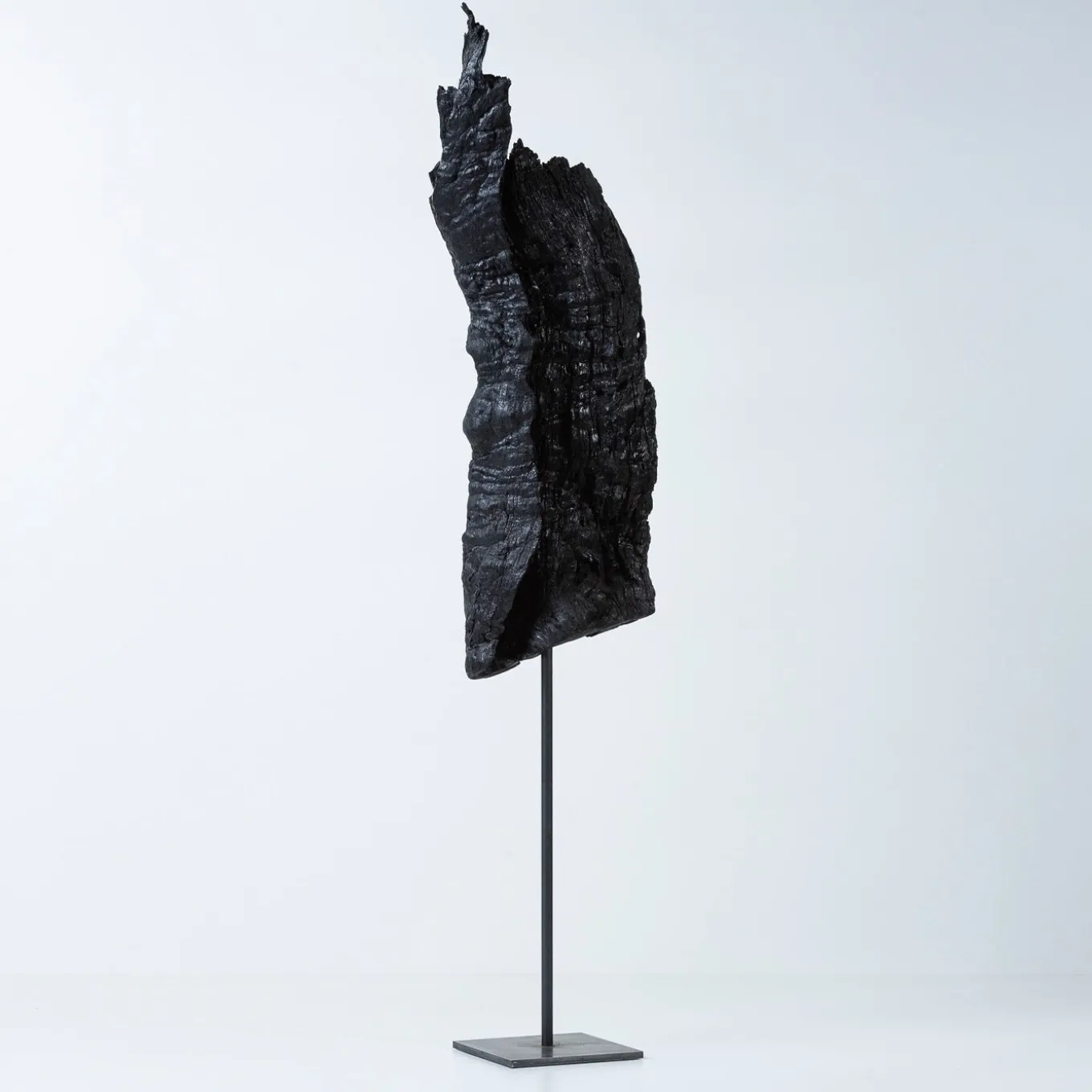 Armis II Scultura nera