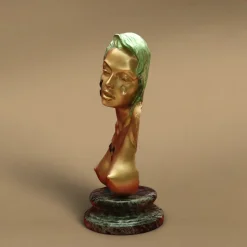 Busto Femminile in Bronzo con Pietre