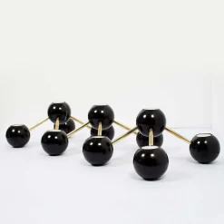 Candelabro a 11 sfere in marmo portoro nero Bramante di ADL Atelier Design Lab