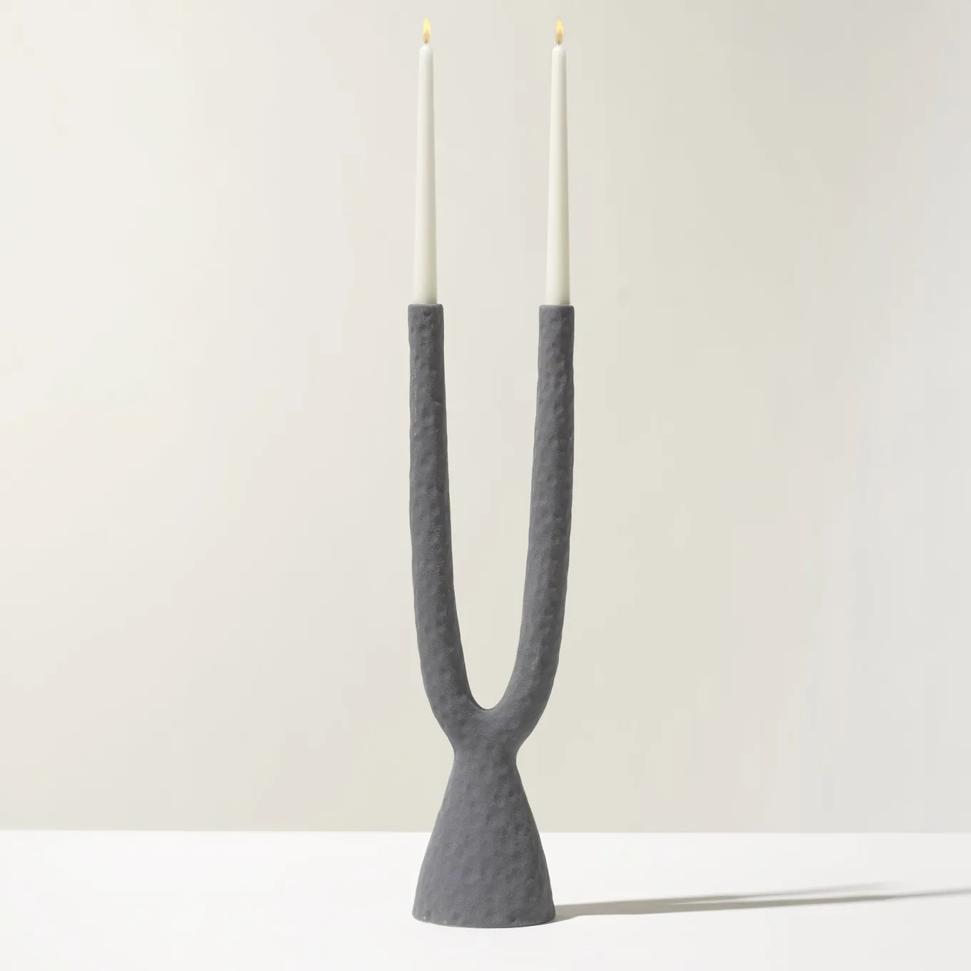 Candeliere Gamma in ceramica blu baltico opaco