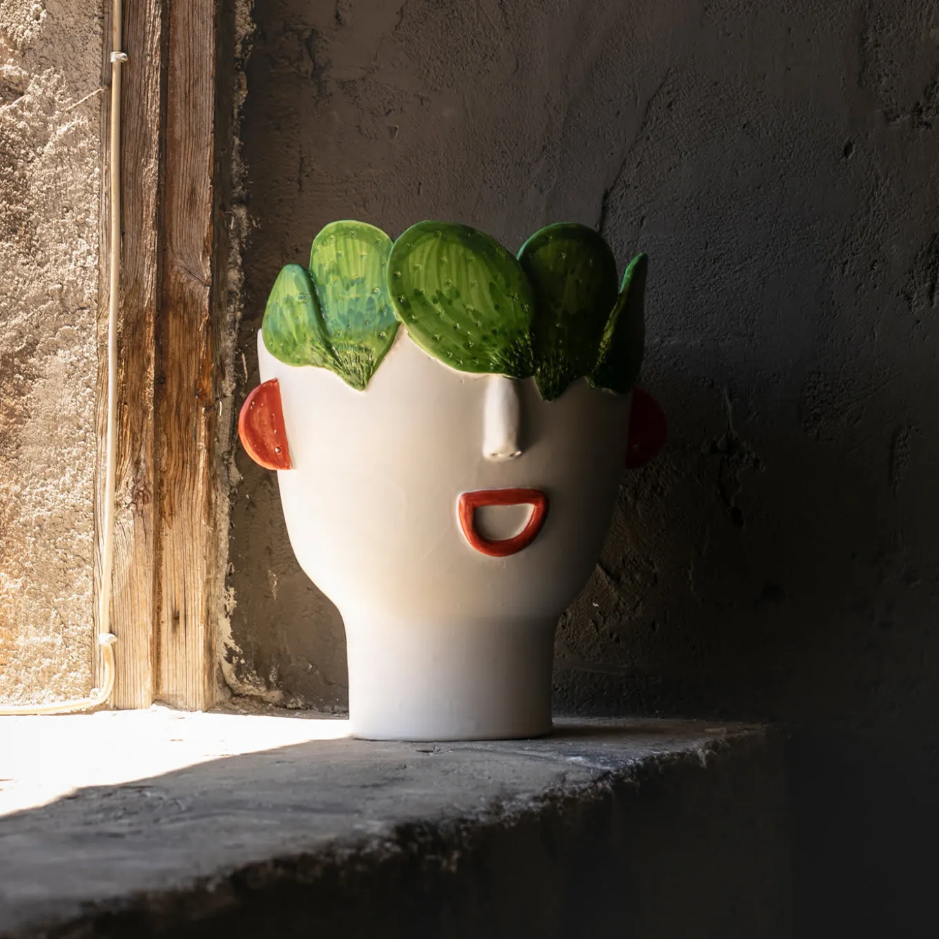 Carmelina Street Vendor of Prickly Pears Head Vase (Venditore di fichi d'India)