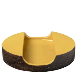 Centrotavola Bolo Decorativo Giallo della Serie Tagliata di Aldo Londi
