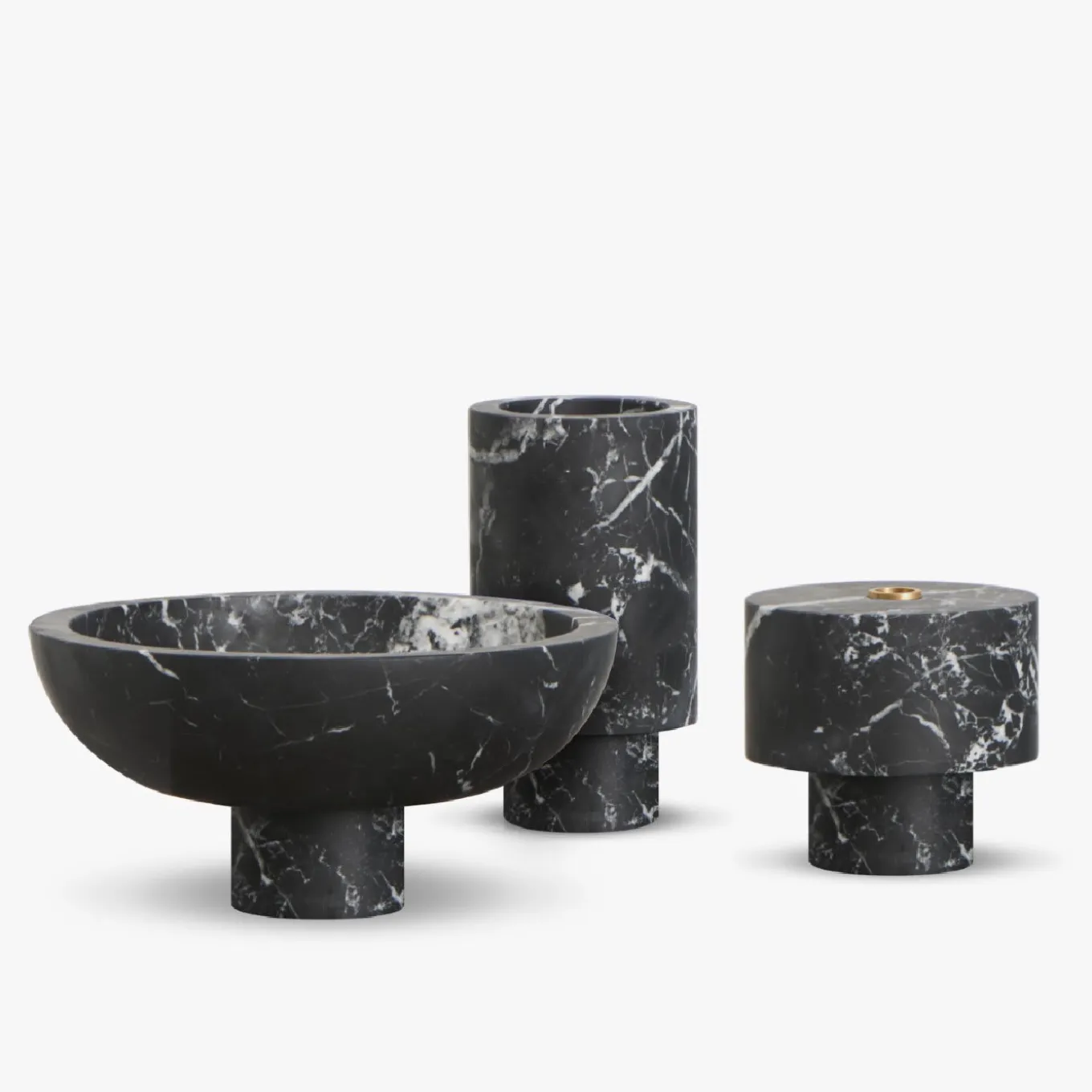 Centrotavola Inside Out in marquina nera di Karen Chekerdjian