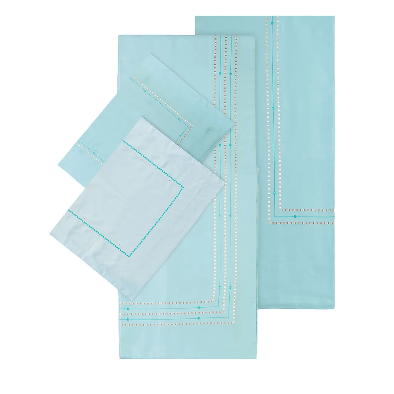 Completo Letto Ametista Azzurro Chiaro Ricamato in Raso di Cotone