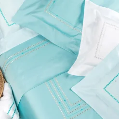Completo Letto Ametista Azzurro Chiaro Ricamato in Raso di Cotone
