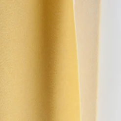 Coperta gialla di Biella