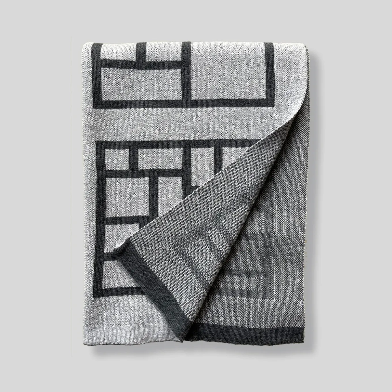 Coperta nera Insula di V. Mancini e P. Iaconantonio