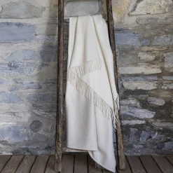 Coperta piccola Melrose con frange bianche