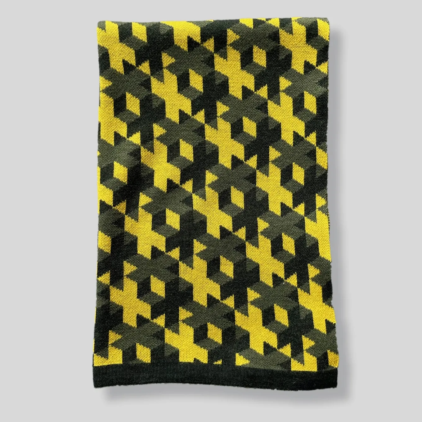 Coperta Plaid Lana 01 a motivi gialli e grigi di Giulio Iacchetti
