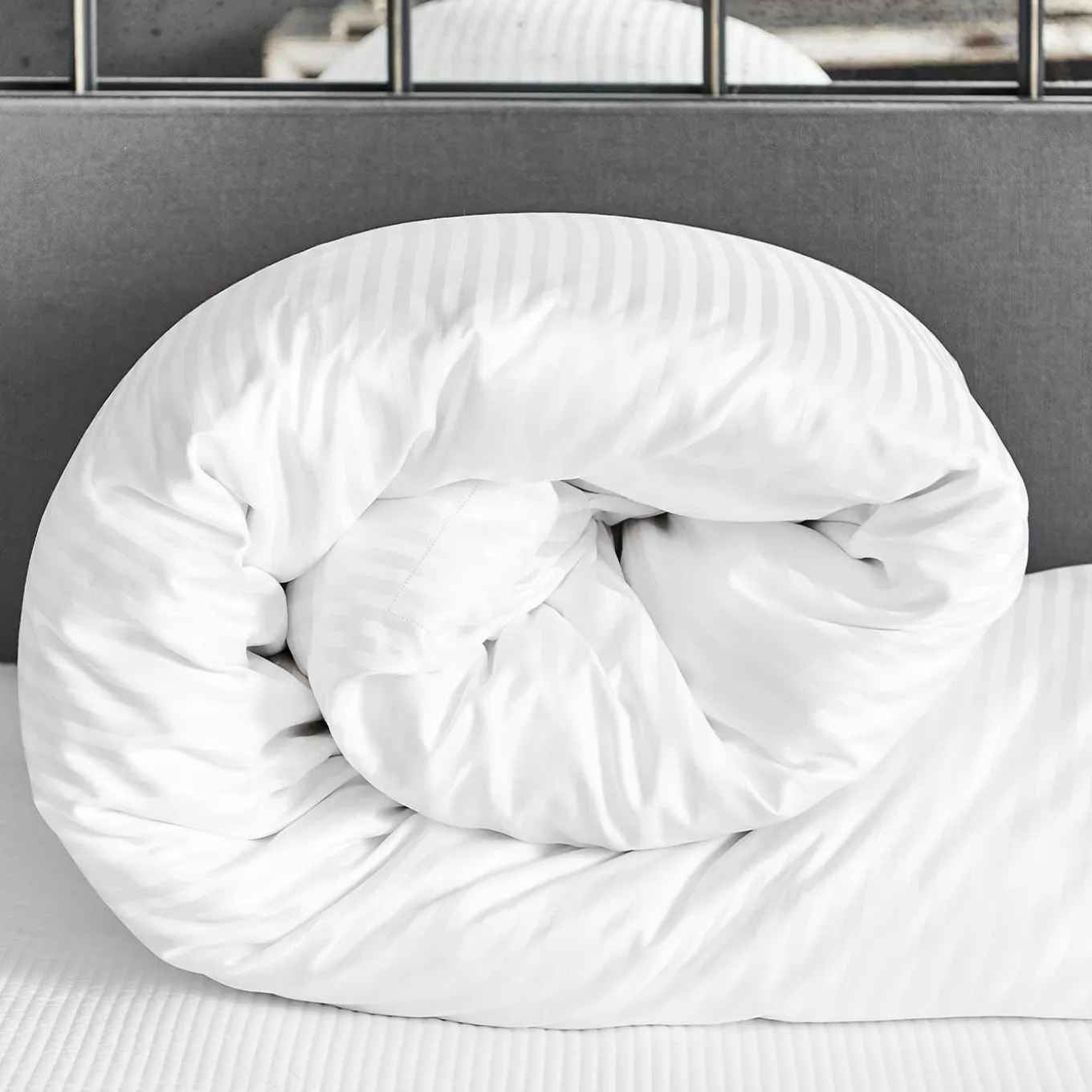 Copripiumino Athos Jacquard Bianco US King