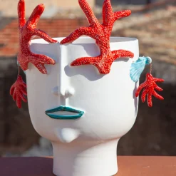 Corallina La ragazza che difende il mare Vaso a forma di testa