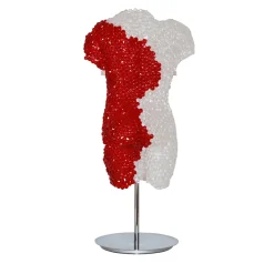 Corpo scultura in cristallo rosso con sistema retroilluminato