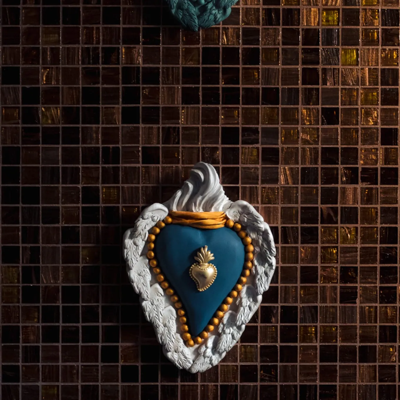 Cuore in ceramica blu opaco