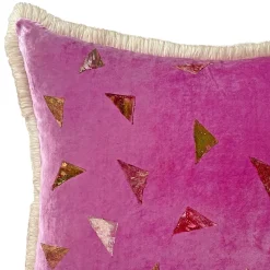 Cuscino Quadrato In Velluto Rosa Con Triangoli