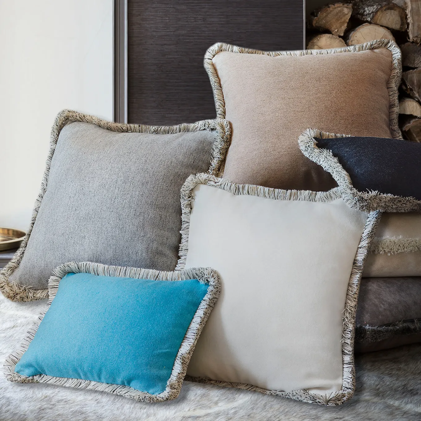 Cuscino rettangolare Artic Black in edizione limitata