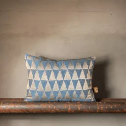 Cuscino Viburno rettangolare a motivi blu e beige