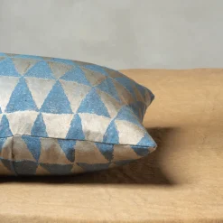 Cuscino Viburno rettangolare a motivi blu e beige