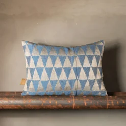 Cuscino Viburno rettangolare a motivi blu e beige