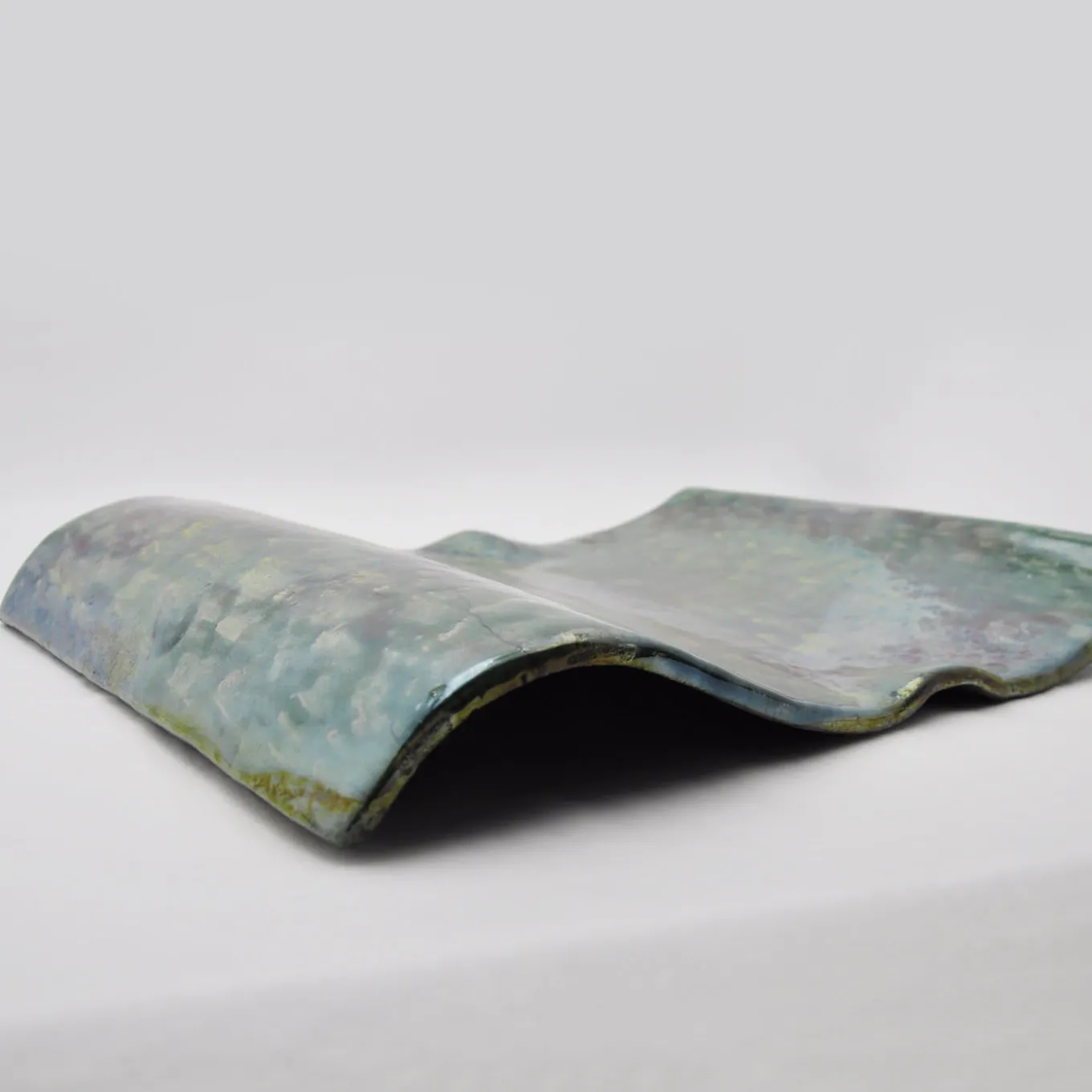 Decorazione da tavolo Onda in Raku di Nino Basso