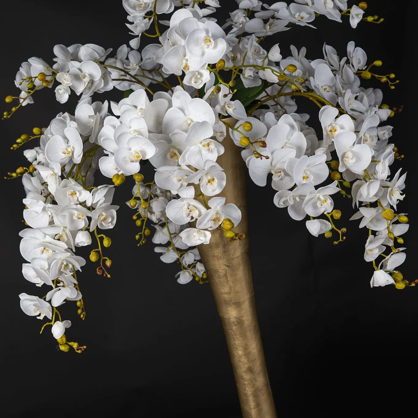Eternity Madame Butterfly Composizione floreale finta con vaso d'oro