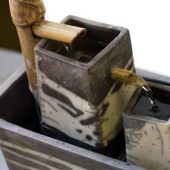 Fontana moderna Genesi Bamboo in ceramica bianca e nera con effetto craquelé