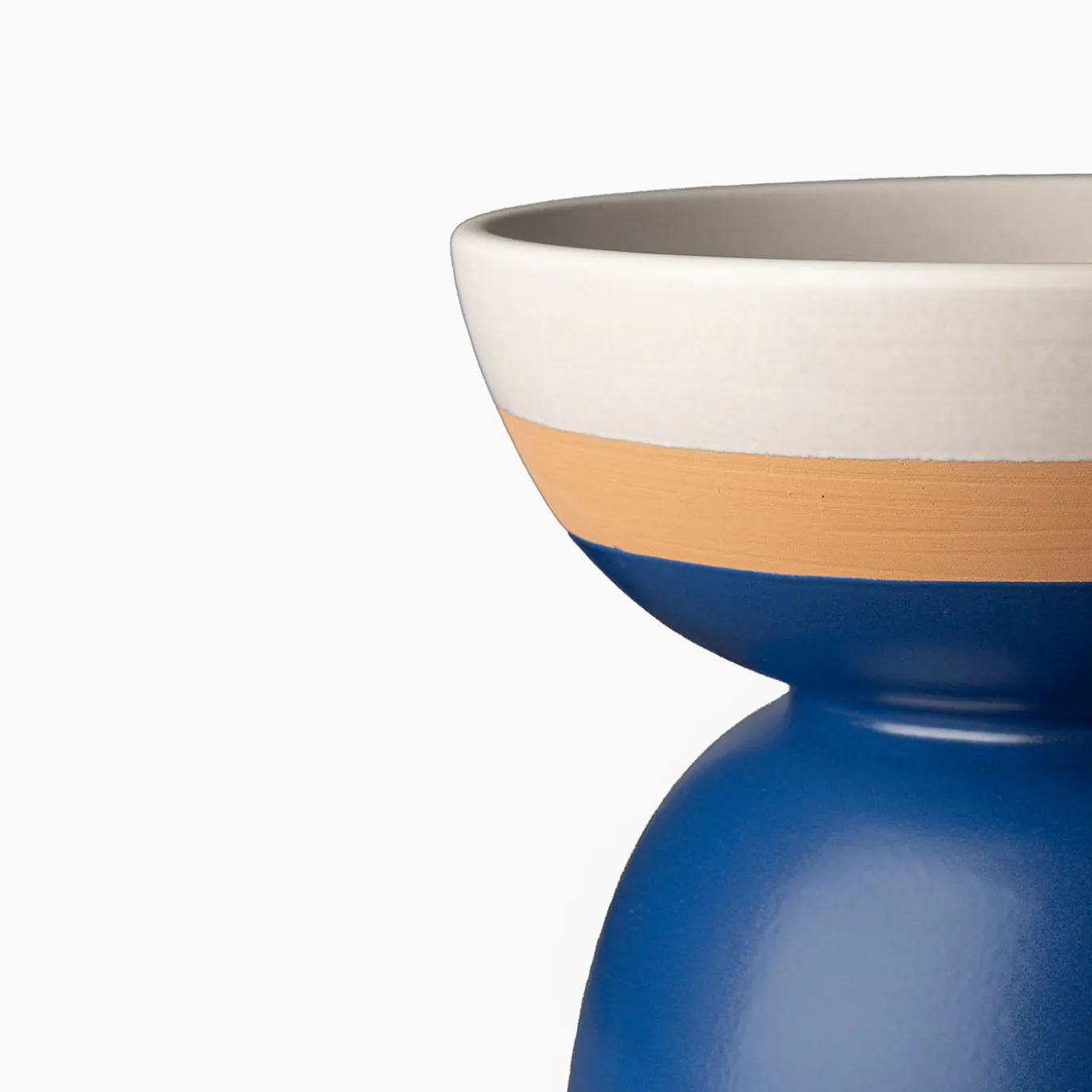 Grande centrotavola in bianco di Ettore Sottsass