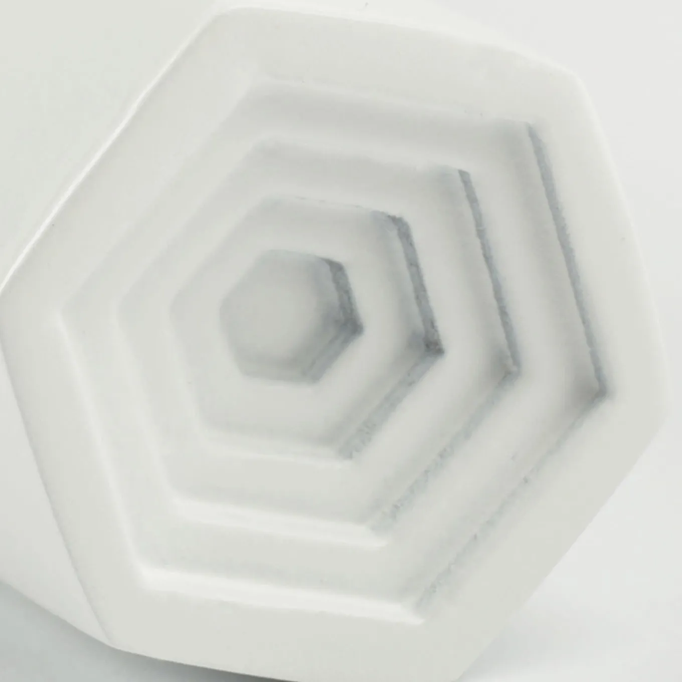 Maniglia per porta Prisma White di Nicole Valenti