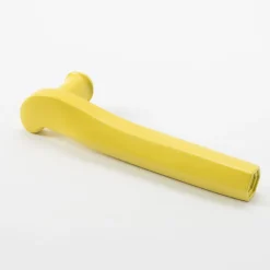 Maniglia Prisma Matte Yellow di Nicole Valenti