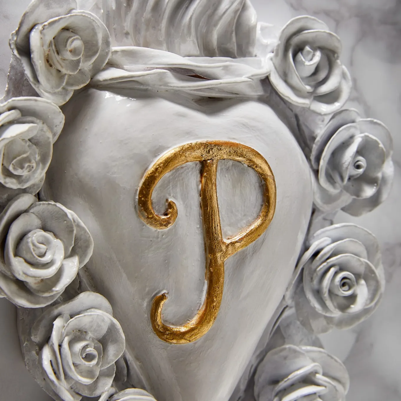 MISS CON INIZIALE DI CUORE IN CERAMICA BIANCA