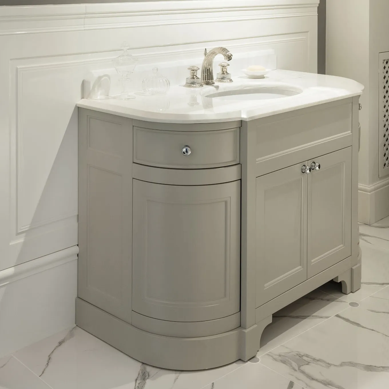 Mobile Portalavabo Season in Marmo Bianco di Carrara e Base Warm Gray