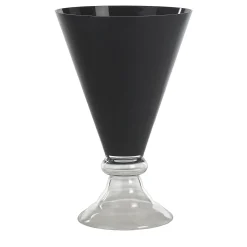 Nuovo vaso nero romantico