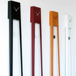 Orologio a pendolo alto Tiuku in acciaio arancione