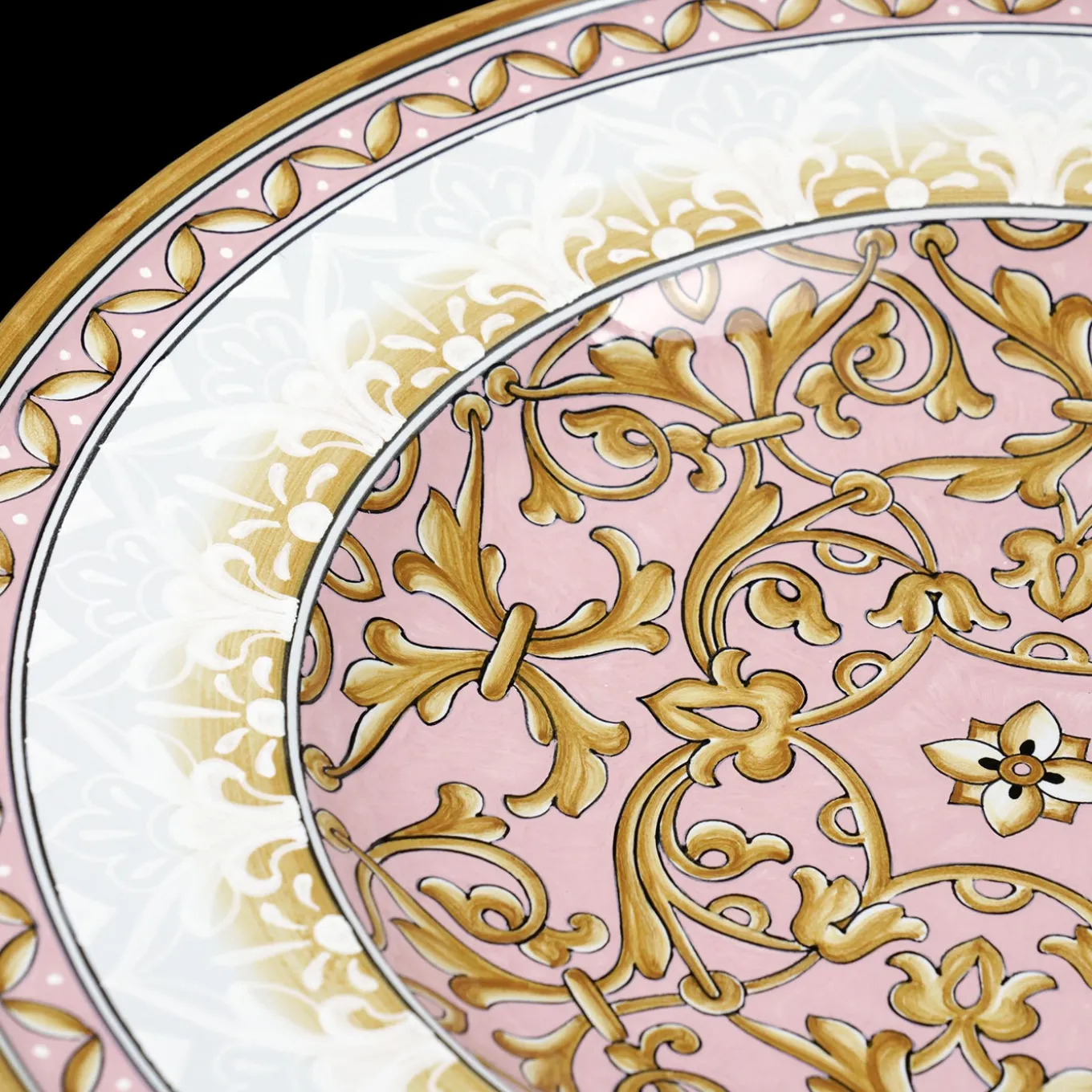 Piatto Decorativo Rotondo Pink Damask