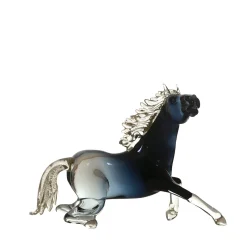 Piccolo cavallo seduto in vetro nero