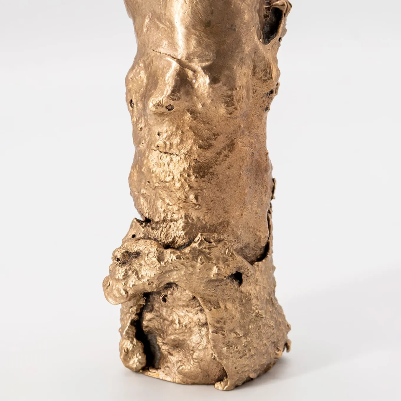 Porta Candela in Bronzo Forma Fluida