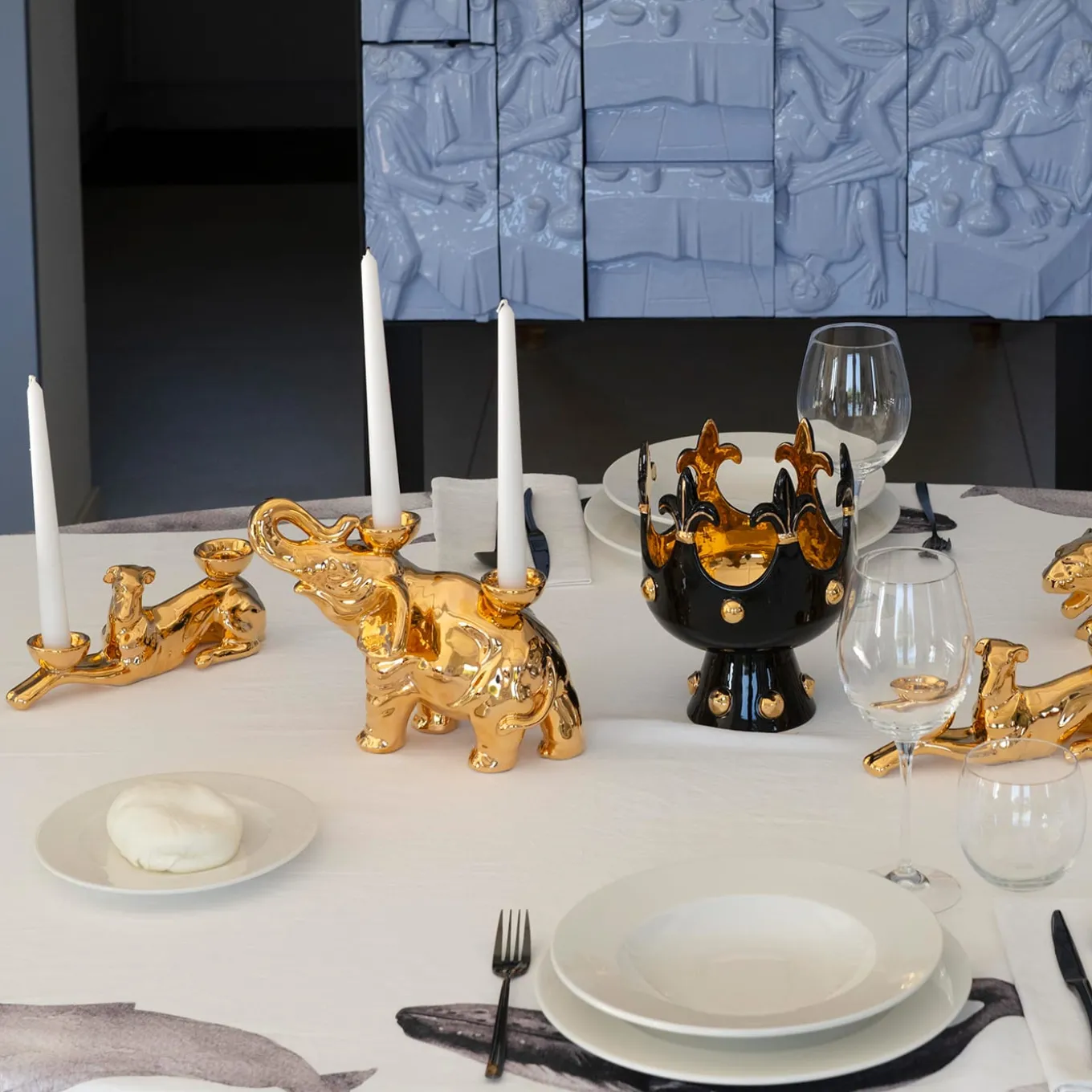 Portacandele in Ceramica Fiamme Bestiali Elefante Dorato