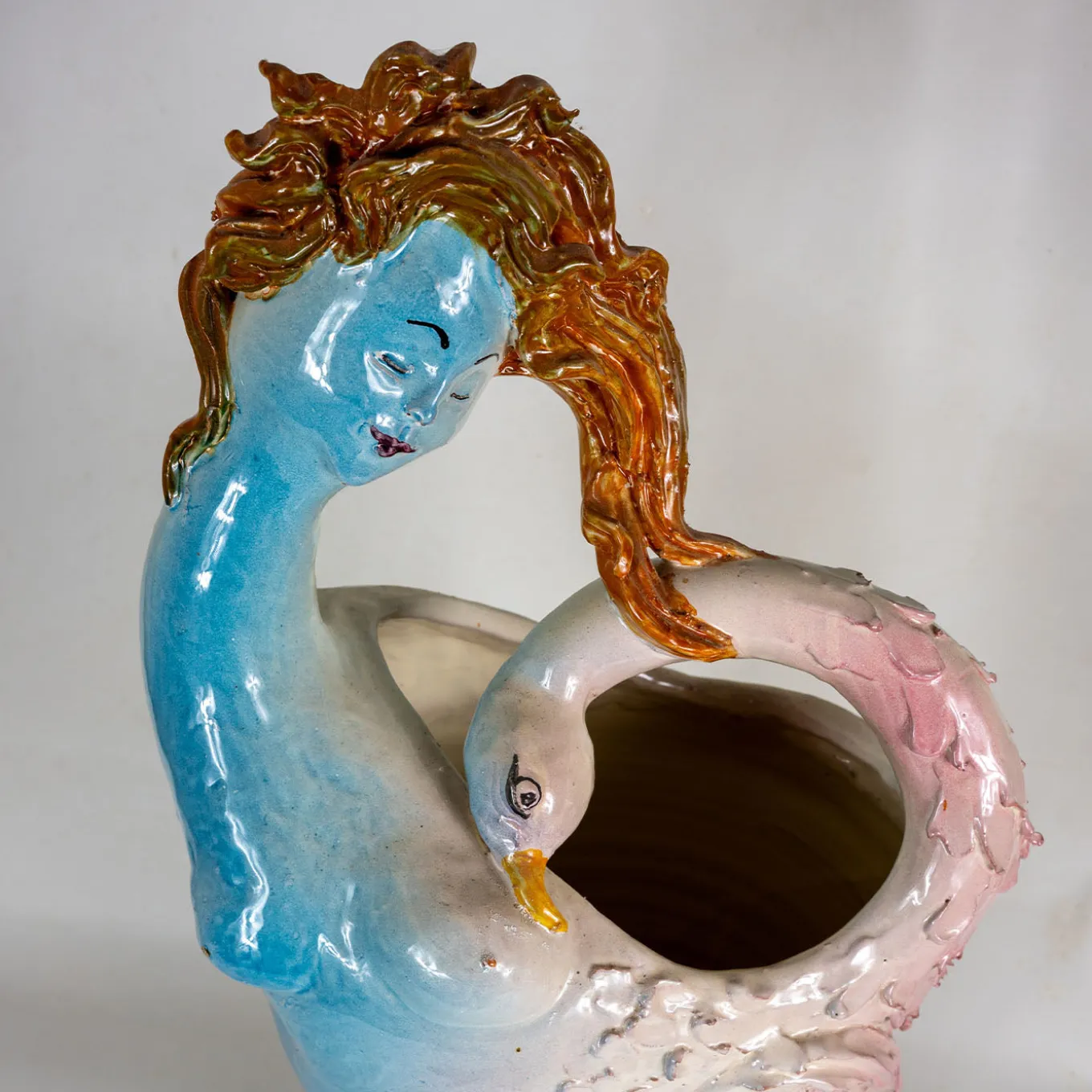 Portaombrelli Leda e il Cigno in ceramica