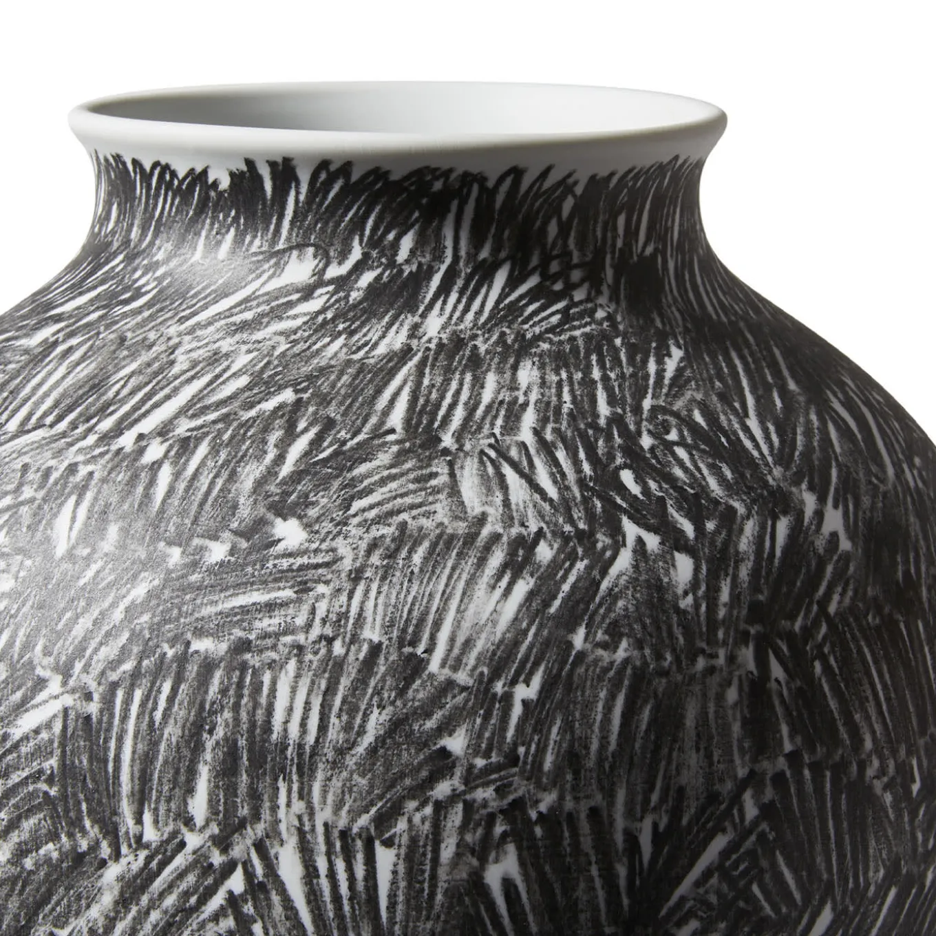 Post Scriptum Vaso rigonfio in bianco e nero di Formafantasma #1