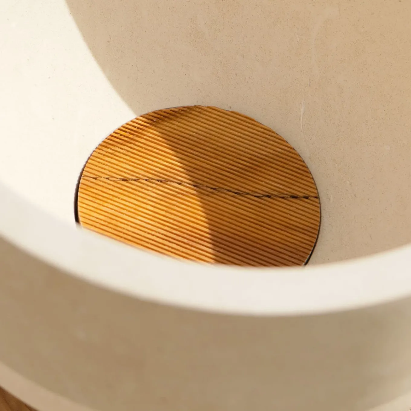 Rito N. 3 B Coppa Decorativa in Legno d'Ulivo e Pietra Leccese