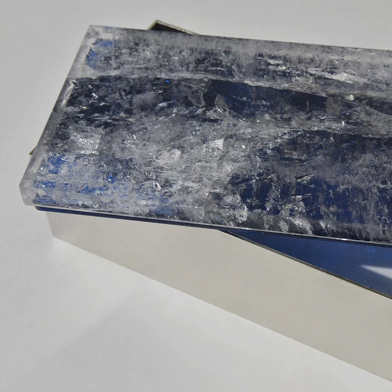 Scatola in ottone di quarzo blu