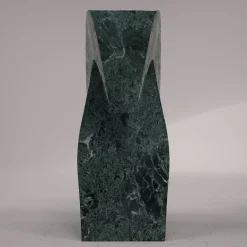 Scultura a forma di testa di cavallo Metis Verde Alpi