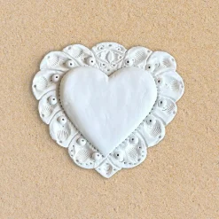 Scultura Da Parete Milagros Cuore Sacro In Gesso Bianco