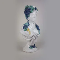 Scultura di busto in ceramica autunnale