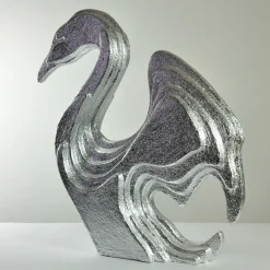 Scultura di cigno d'argento