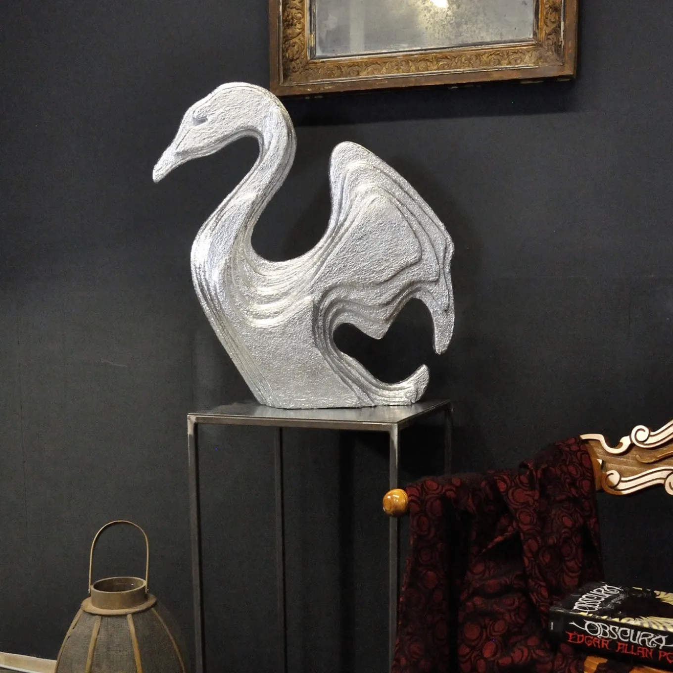 Scultura di cigno d'argento
