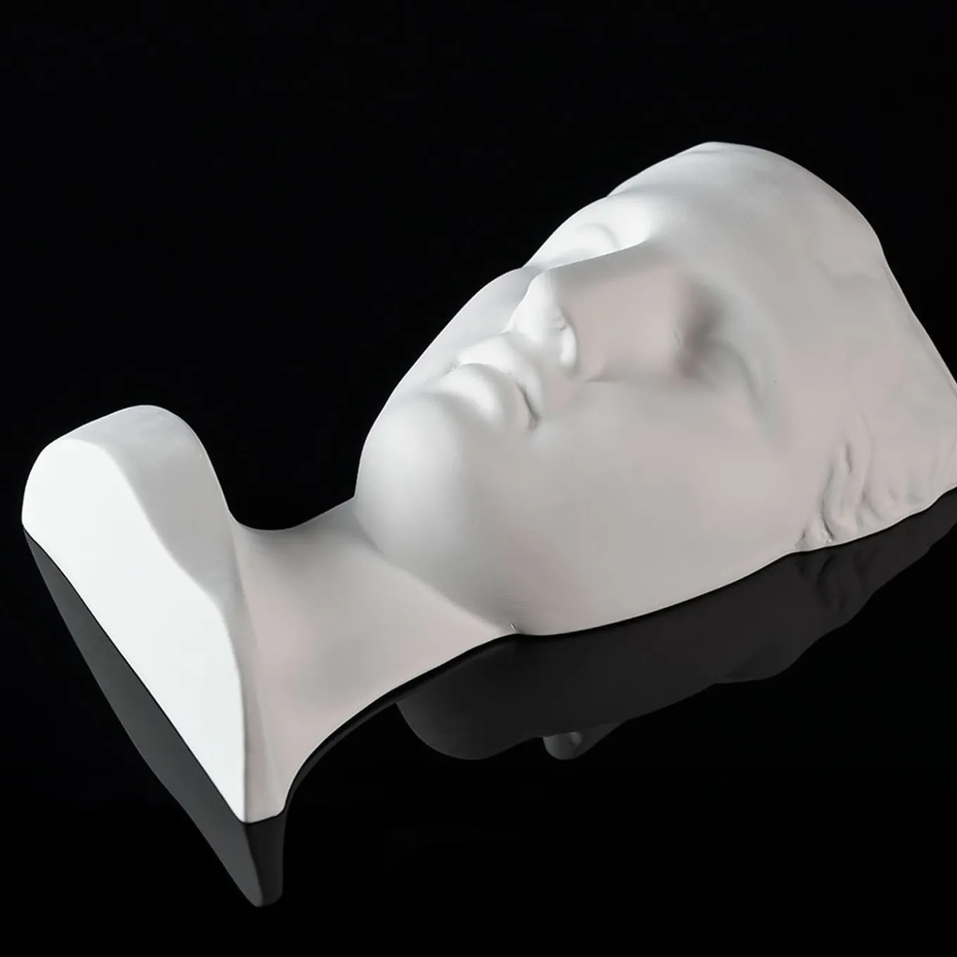 Scultura in ceramica bianca Psiche Capua