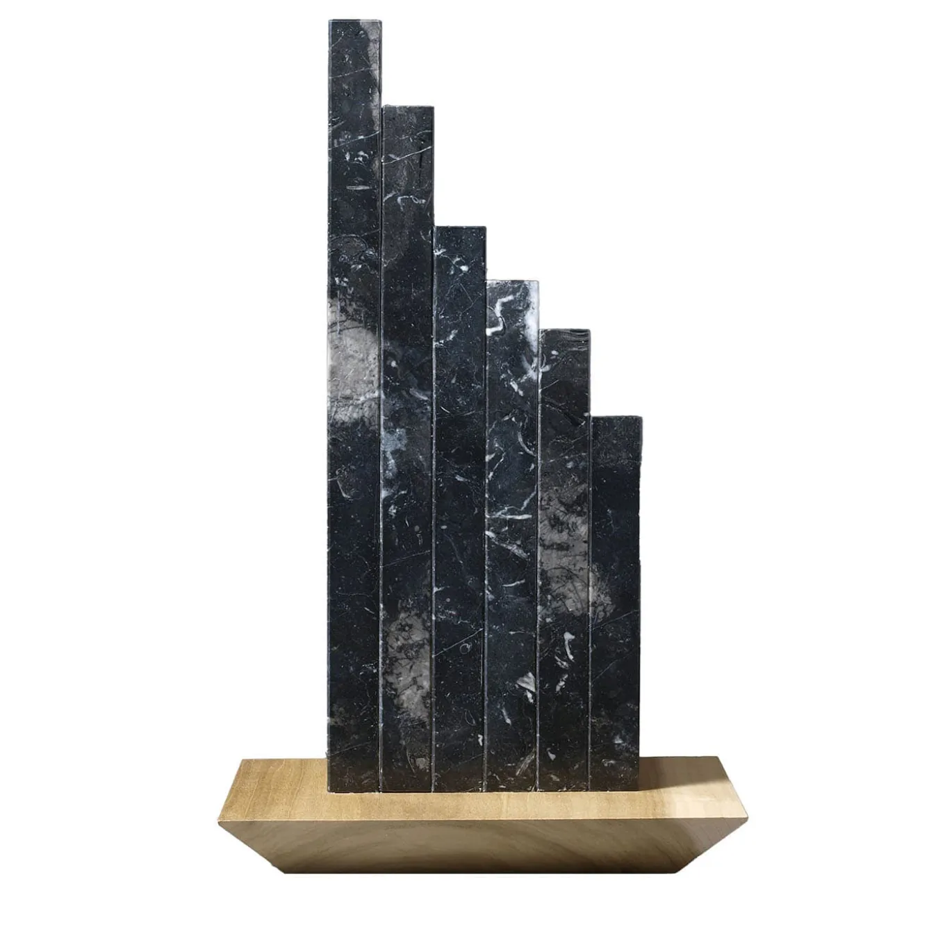 Scultura in marmo Grattacielo Nero