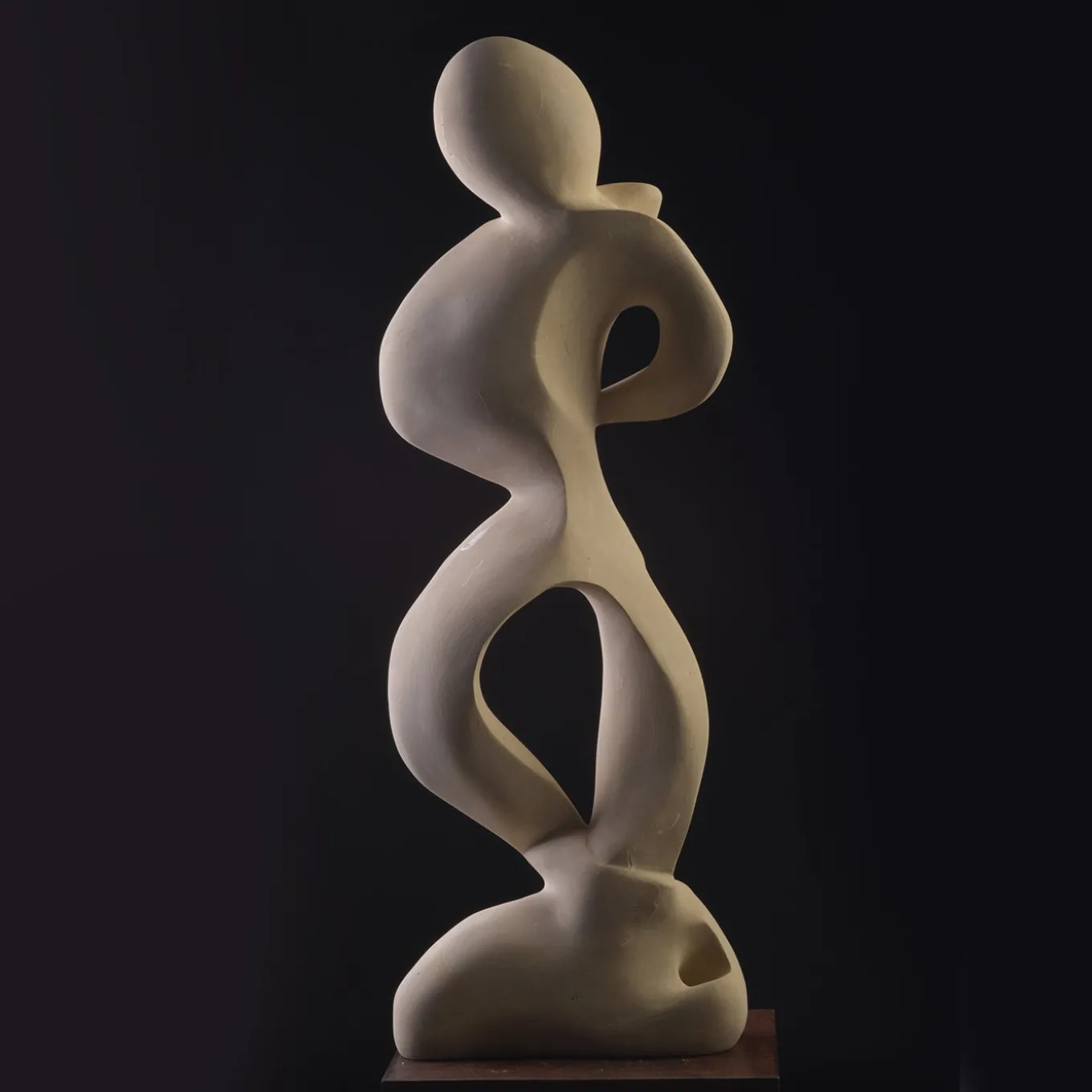 Scultura La Musica del Vento in Pietra leccese